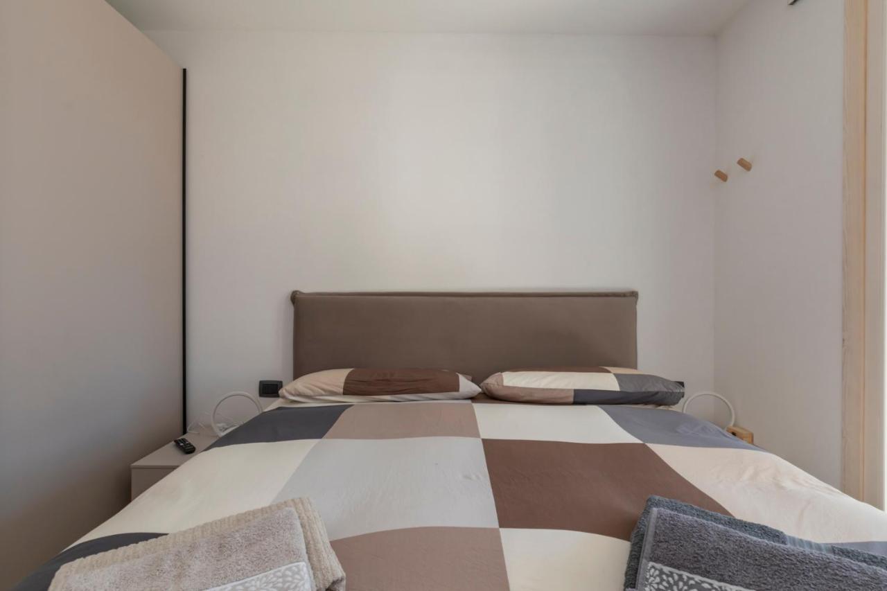 Cristallo apartment - ristrutturato nuovo centro Aprica Esterno foto