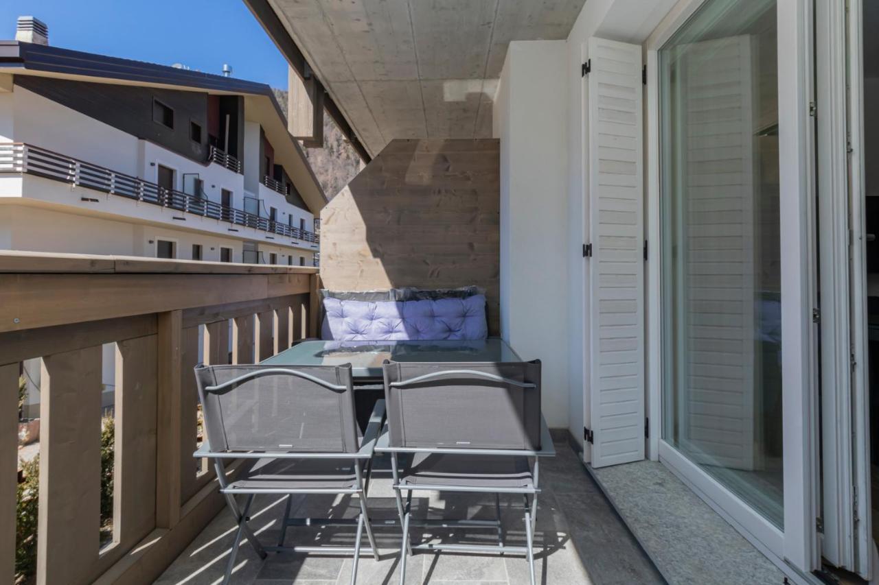 Cristallo apartment - ristrutturato nuovo centro Aprica Esterno foto