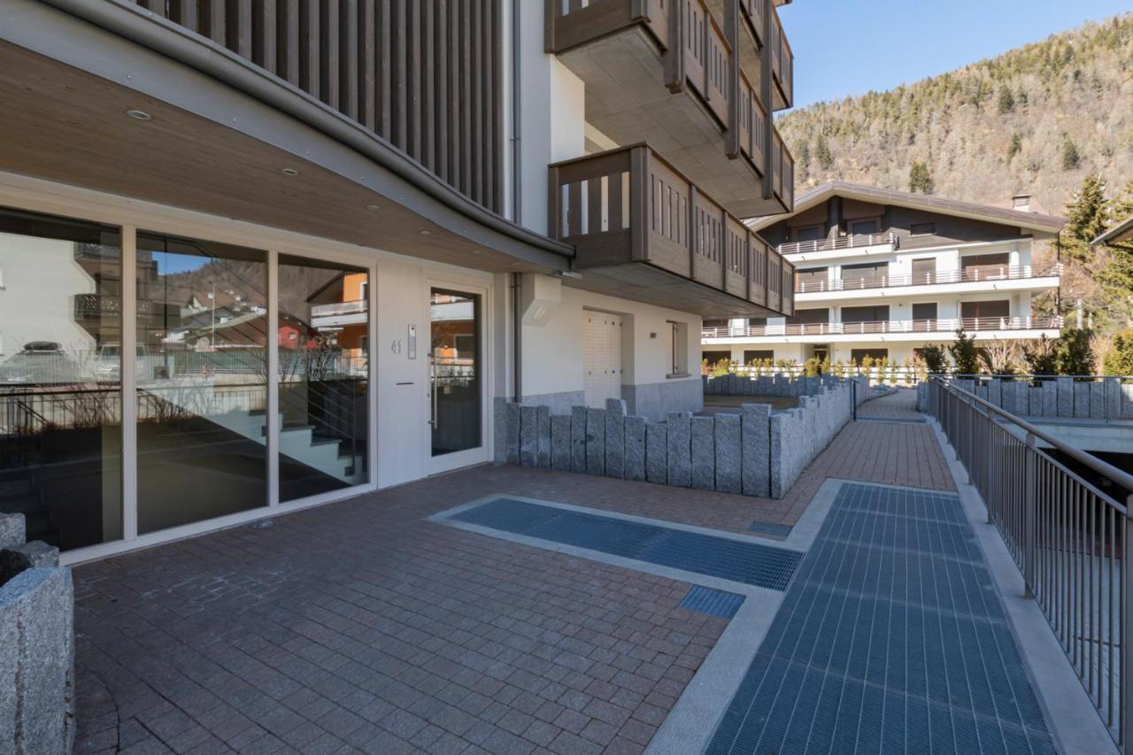 Cristallo apartment - ristrutturato nuovo centro Aprica Esterno foto
